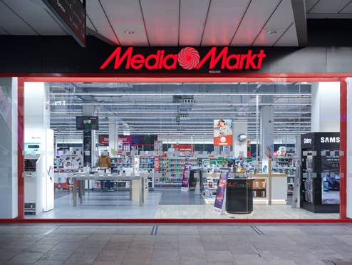 Eine MediaMarkt Filiale von vorne.
