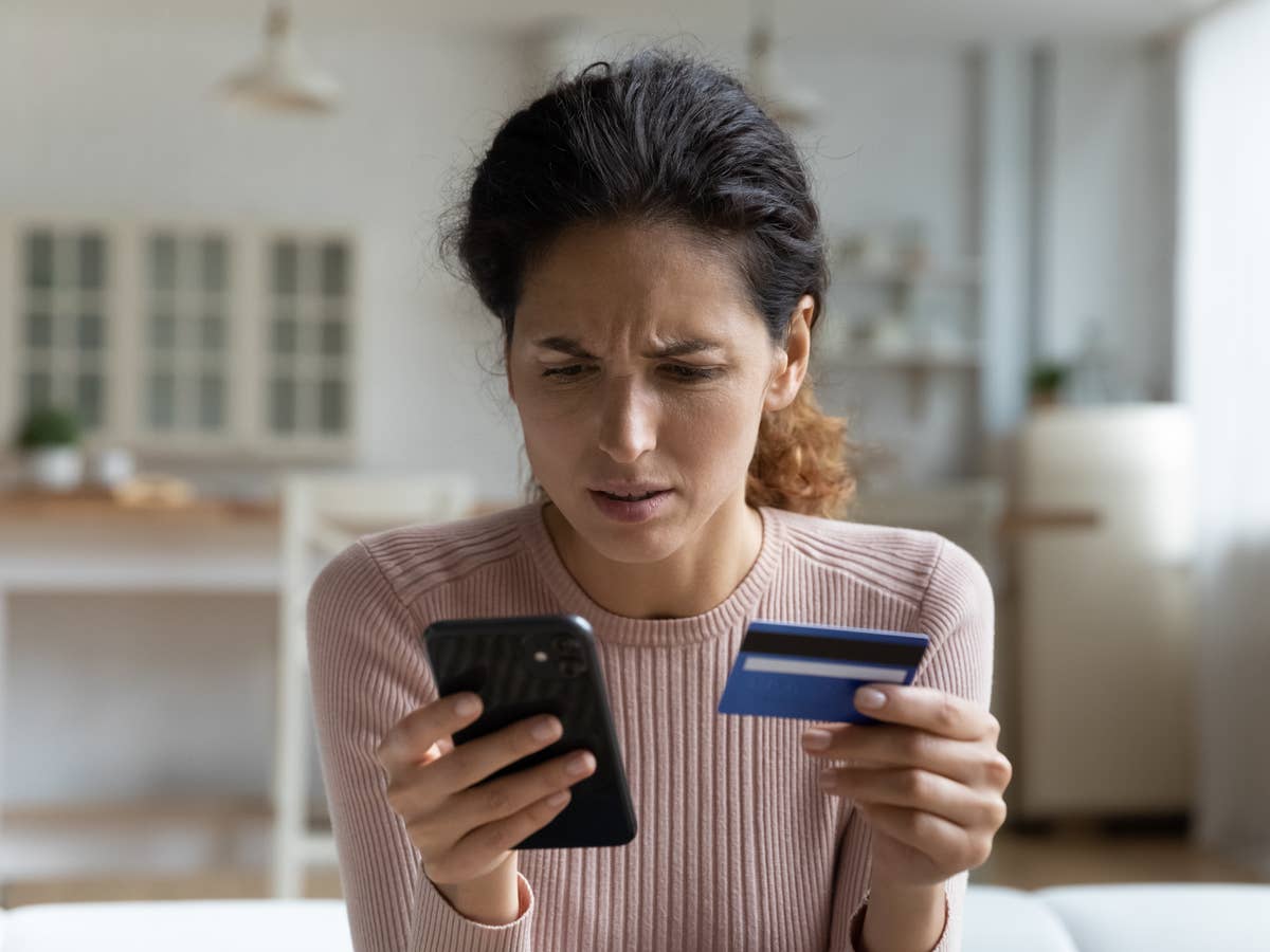 Phishing, Frau, Smartphone