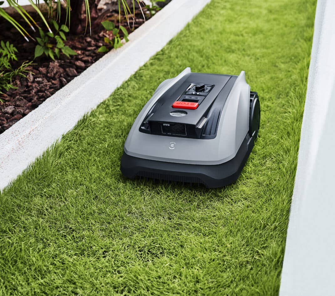 Ecovacs Goat Rasenmähroboter