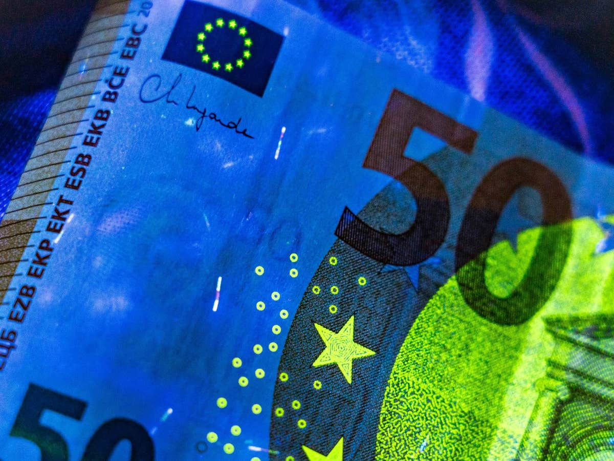 Obwohl niemand muss: Fast 18 Millionen Deutsche zahlen freiwillig 60 Euro im Monat Obwohl niemand muss: Fast 18 Millionen Deutsche zahlen freiwillig 60 Euro im Monat