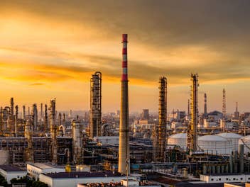 Ölraffinerie Energiewende Sinnbild