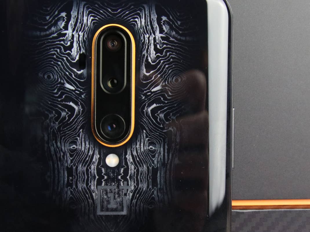 OnePlus 7T Pro McLaren Edition Rückseite mit Muster