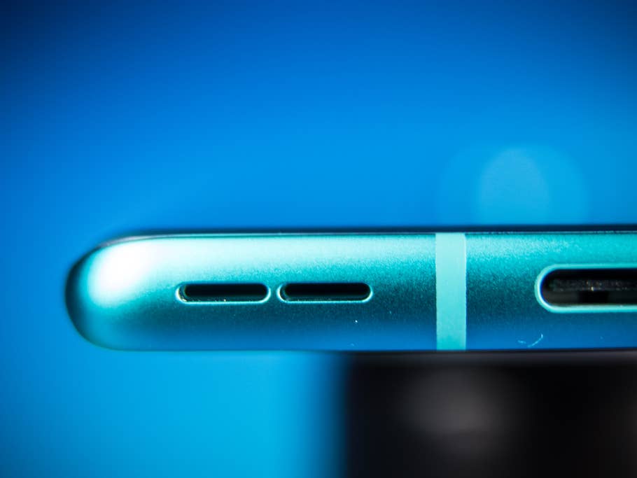 Lautsprecher des OnePlus 8 im Hands-On