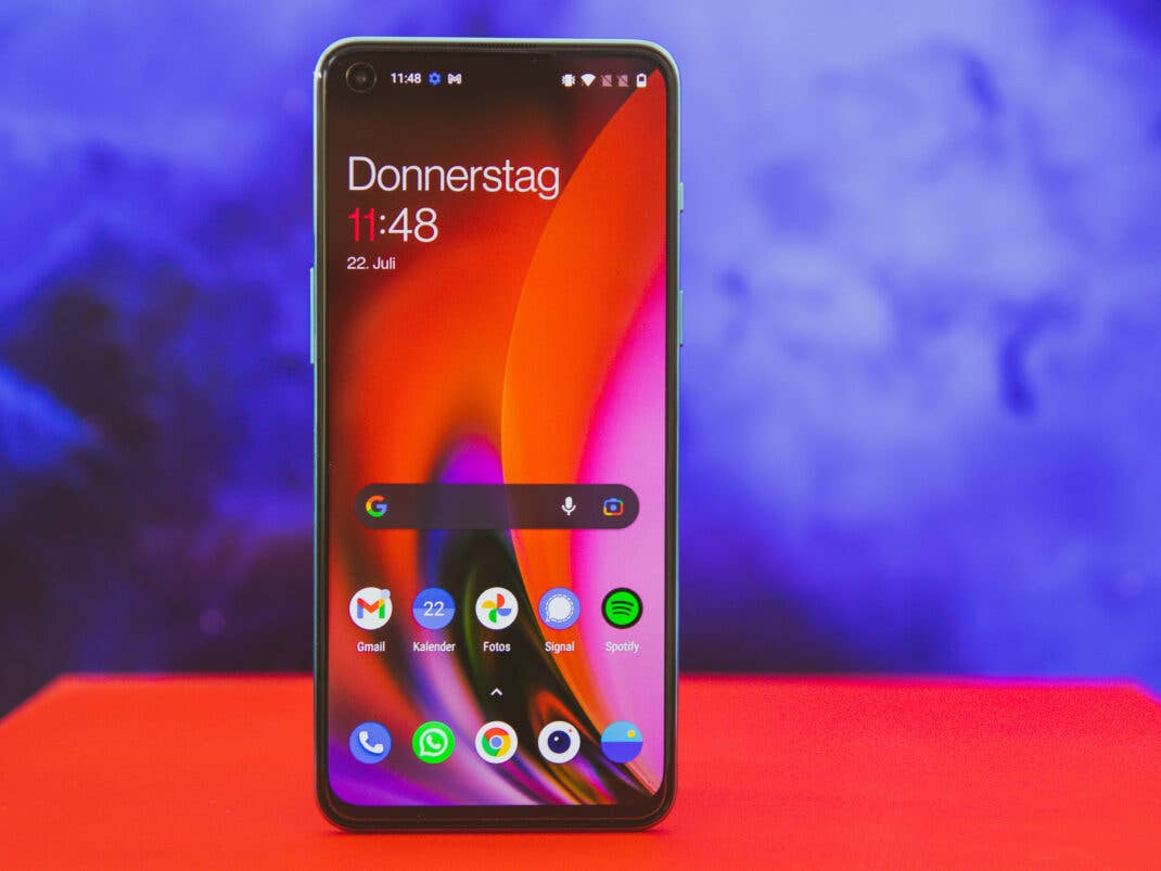 Beeindruckendes AMOLED-Display mit 90 Hertz.