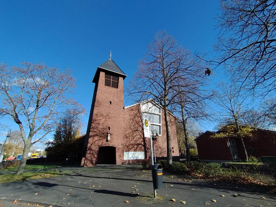Die Ultraweitwinkel-Kamera versagt komplett und macht in jeder Situation unscharfe Fotos OnePlus Nord N10 5G Testfoto Ultraweitwinkel