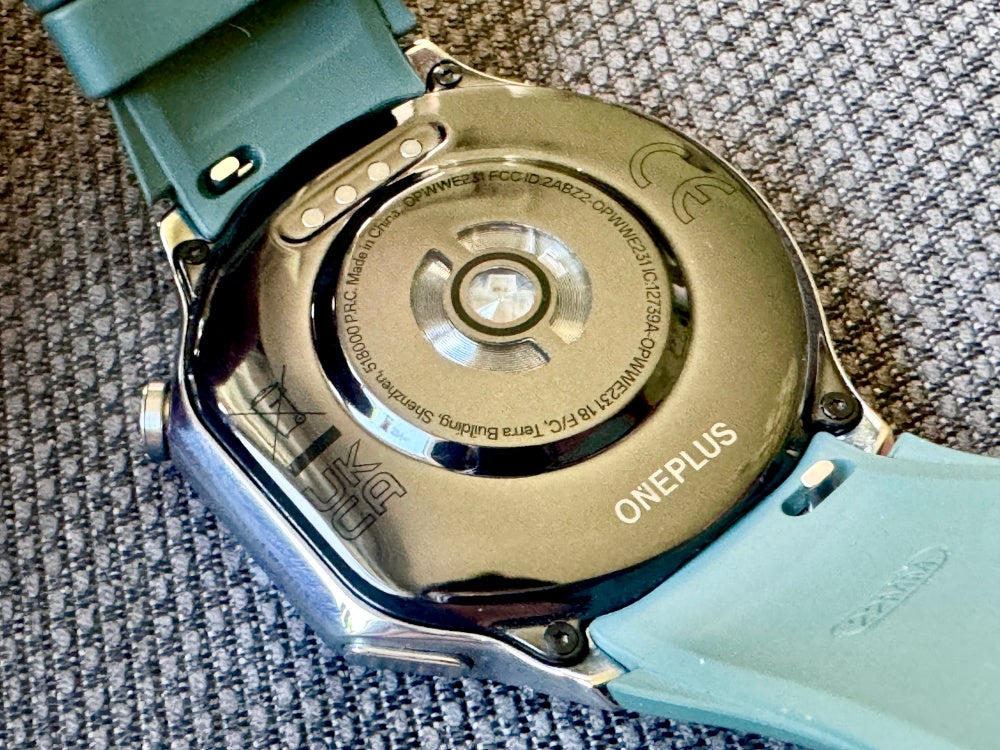 Rückseite der OnePlus Watch 2.