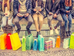 Online-Shopping mit Smartphones und Tablet