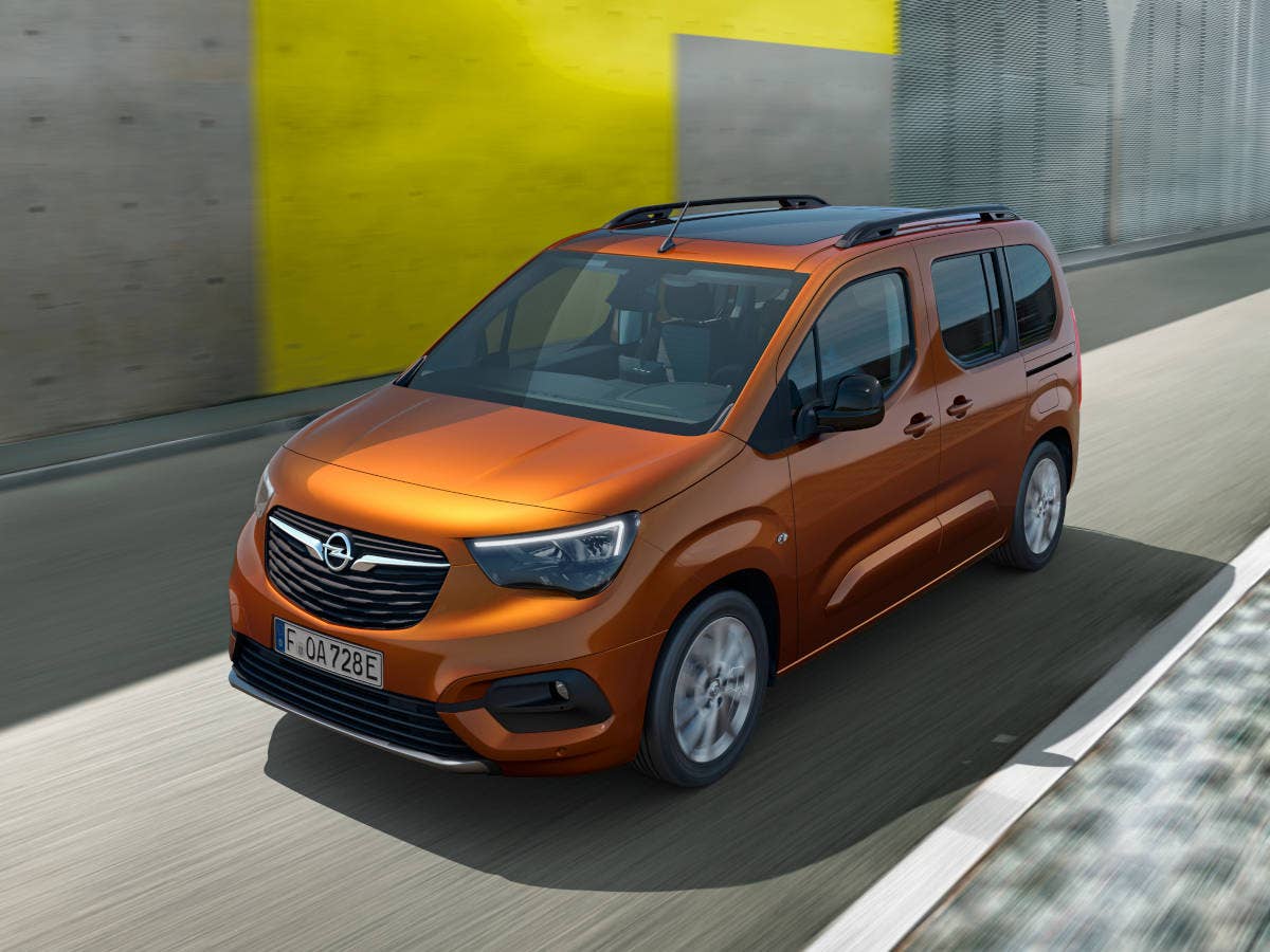 Frontansicht des Opel Combo-e Life