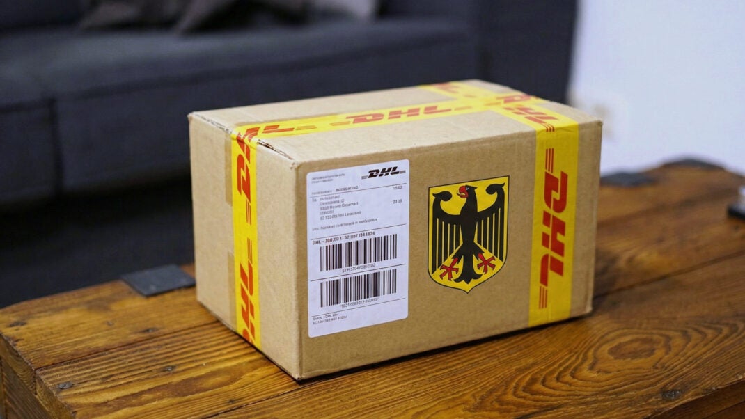 Regierung-versendet-gratis-Sicherheitspakete-an-alle-B-rger