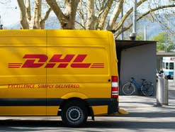 Paket-Zoff eskaliert: Millionen Kunden von DHL-Urteil betroffen