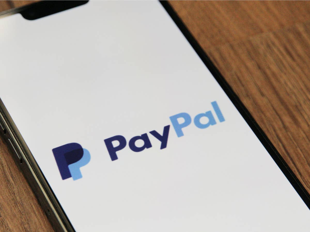 PayPal Logo auf einem Smartphone