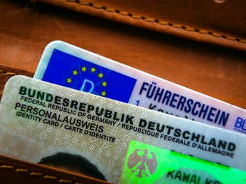 Personalausweis und Führerschein