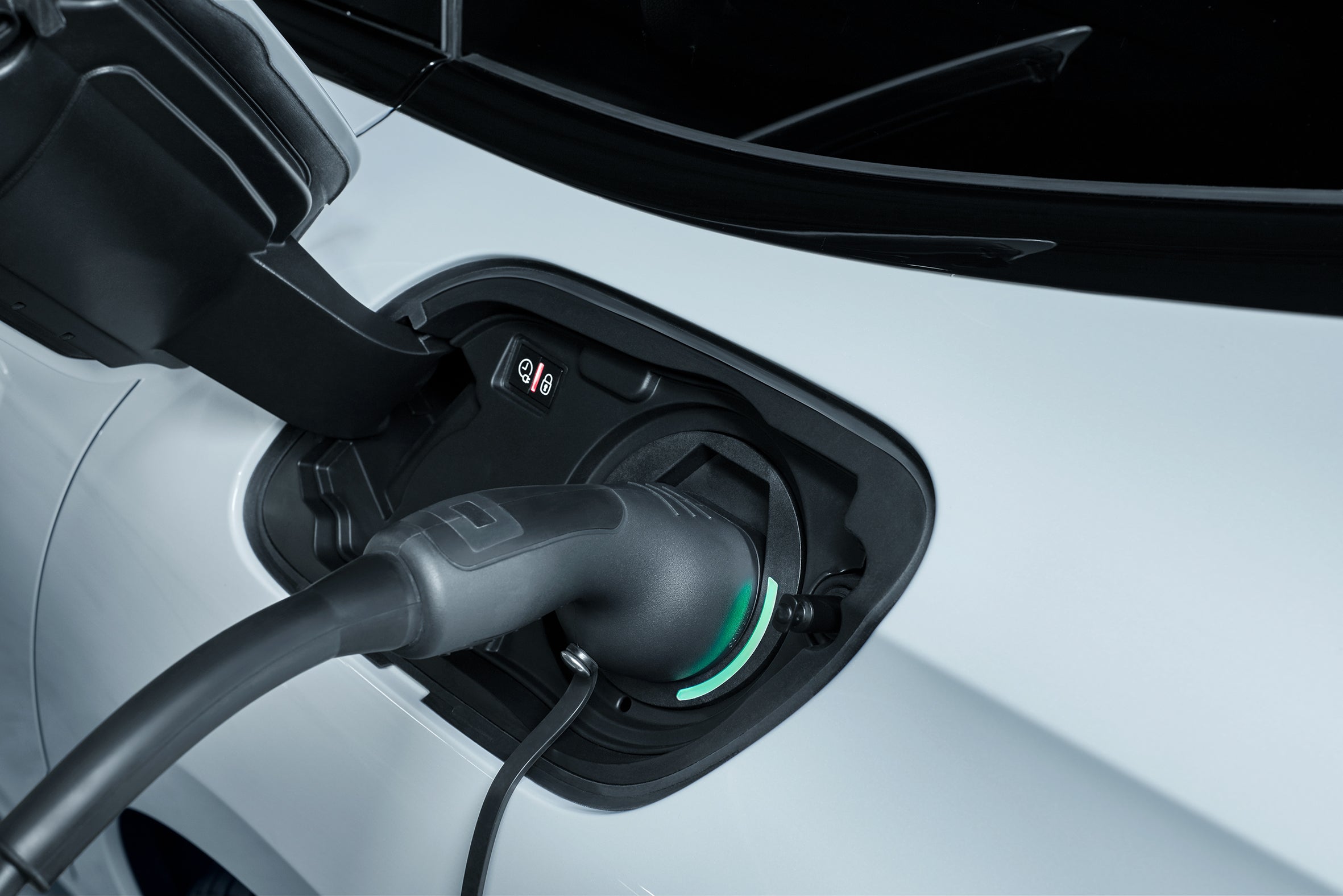 Uberlastung Durch E Autos Stromnetzbetreiber Greifen Hart Durch