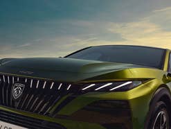 Peugeot E-408 (2026) Frontansicht.