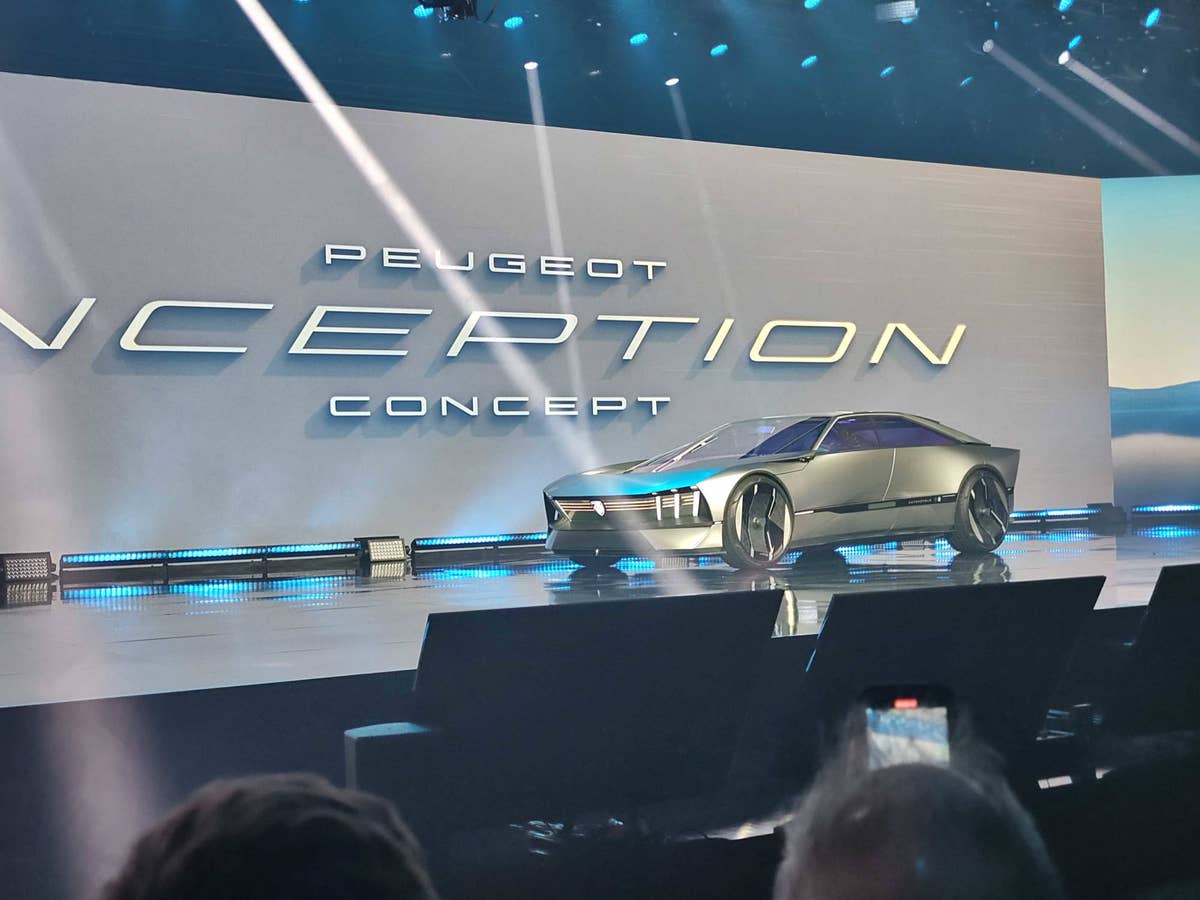 Peugeot Inception Concept auf der Premiere während der CES in Las Vegas. Peugeot Inception Concept feiert auf der CES 2023 in Las Vegas Premiere.