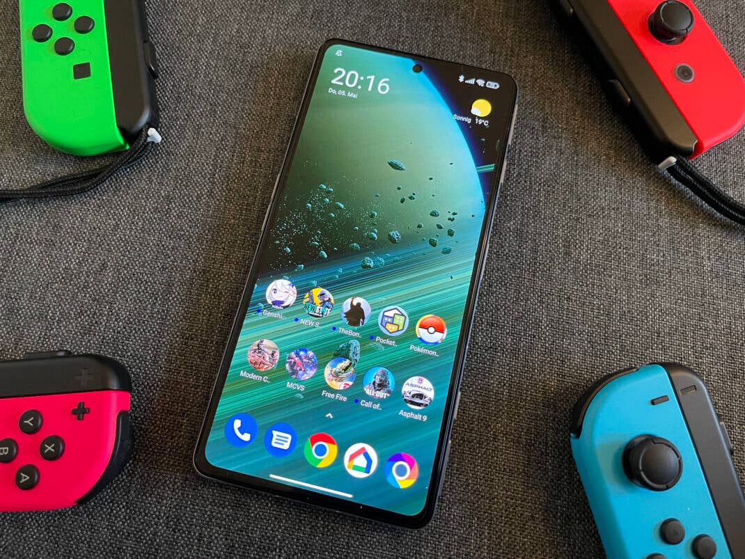 Das AMOLED-Display des Poco F4 GT