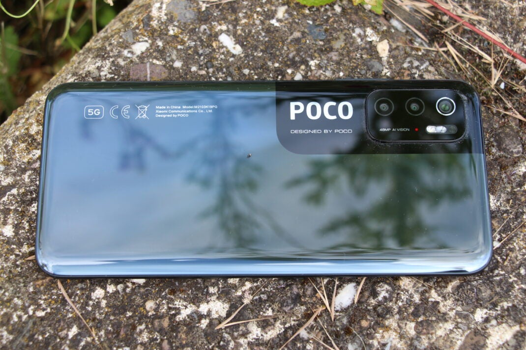 Die Rückseite des Poco M3 Pro 5G