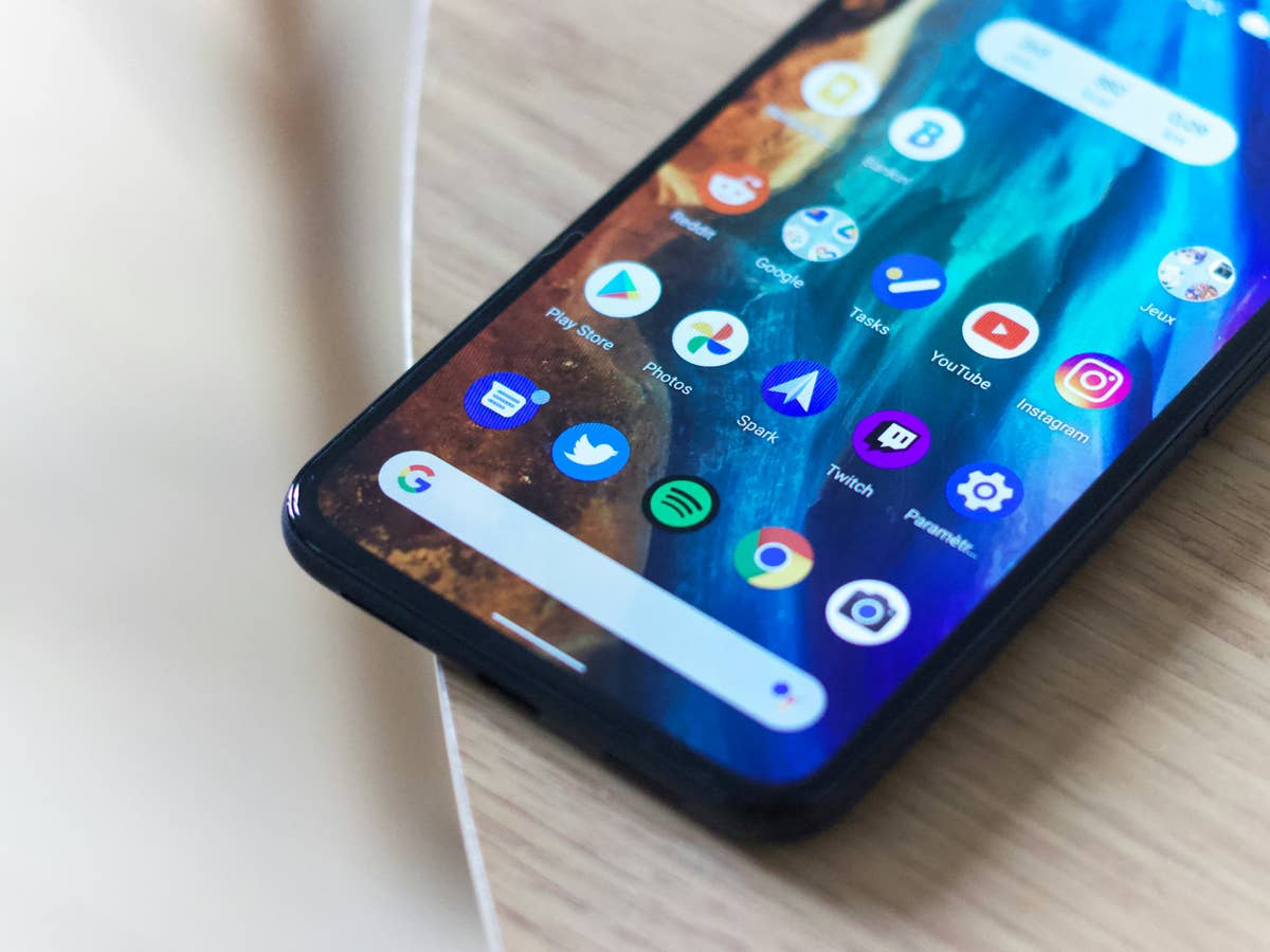 Podcast Google I/O Ein Android-Smartphone