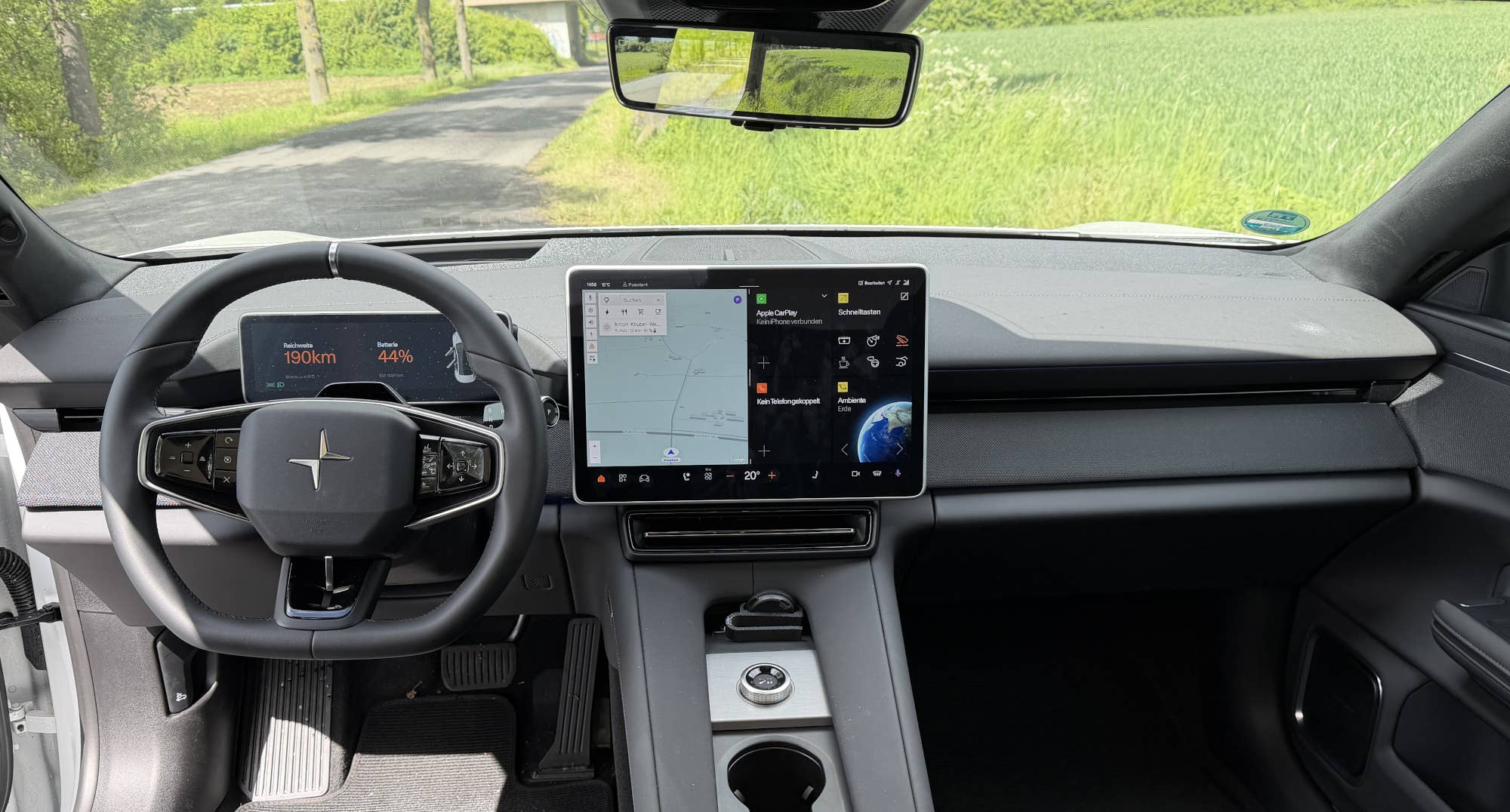 Cockpit des Polestar 4