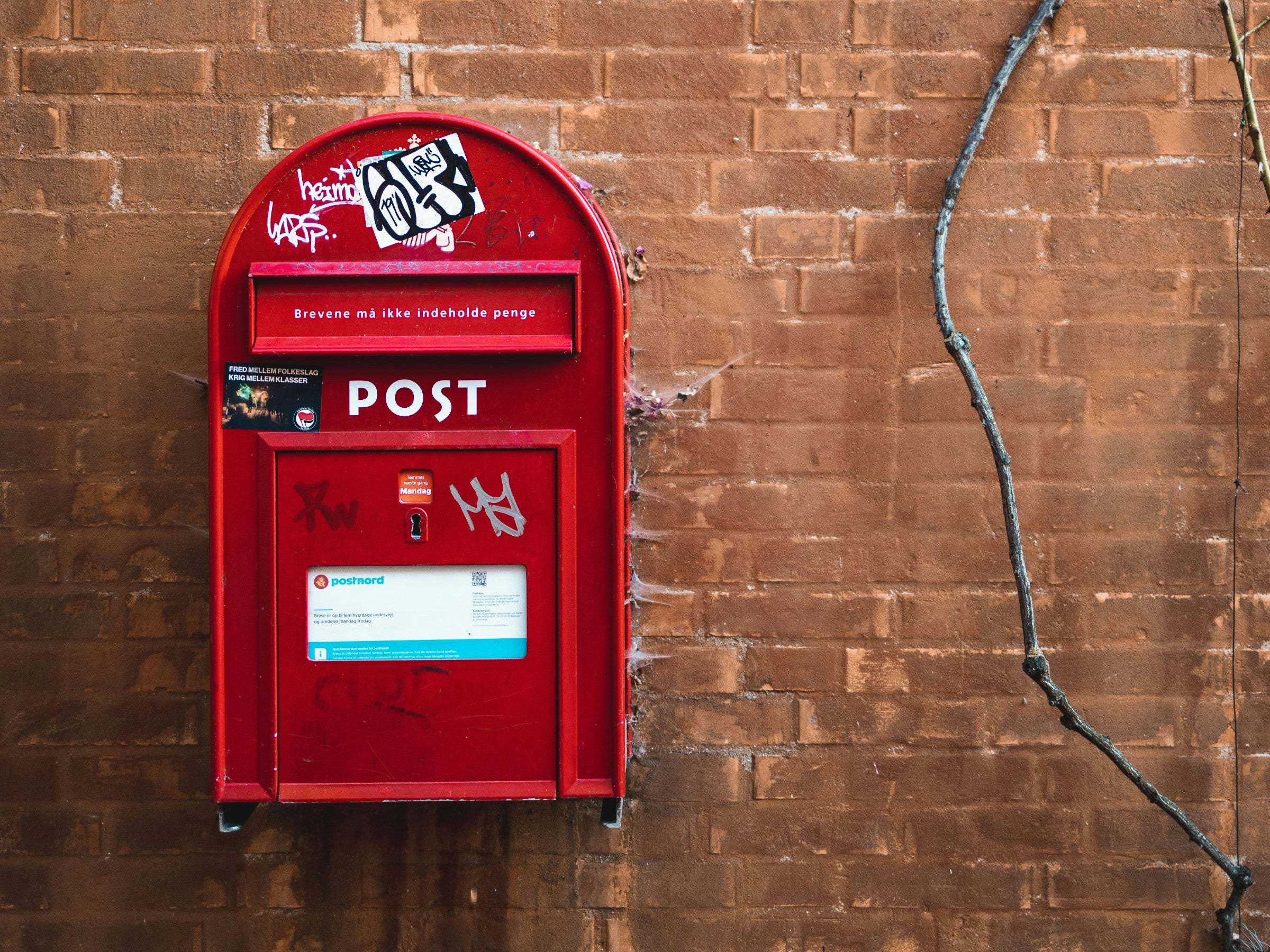 Post-stellt-Dienst-ein-Letzter-Brief-wird-2025-zugestellt-alle-Briefk-sten-abmontiert