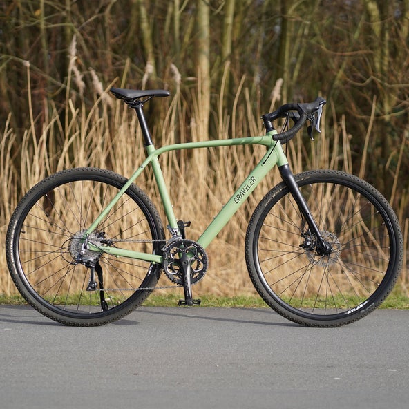 Prophete Gravel Bike GravelerFit in der Seitenansicht.