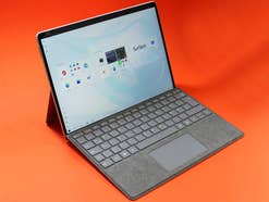 Microsoft Surface X Pro mit Tastatur
