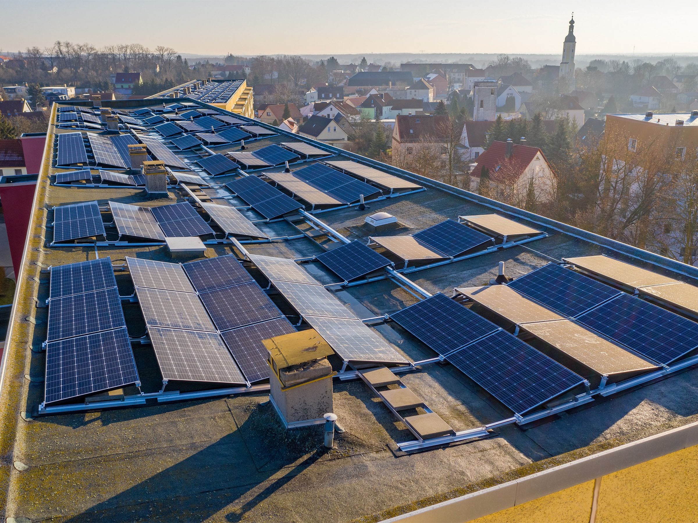 Solarstrom einspeisen? Schon bald ein Minusgeschäft