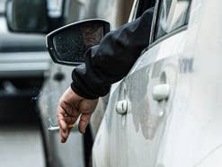 Rauchverbot im Auto kommt: Diese Geldstrafen drohen