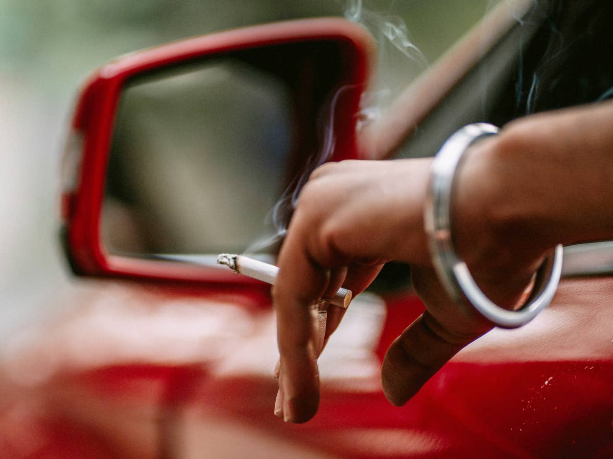Rauchverbot im Auto kommt: Diese Geldstrafen drohen
