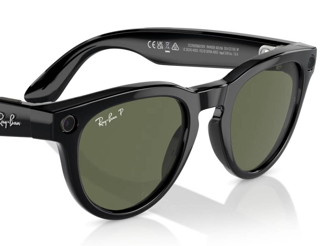 Ray-Ban Meta Smart Glasses