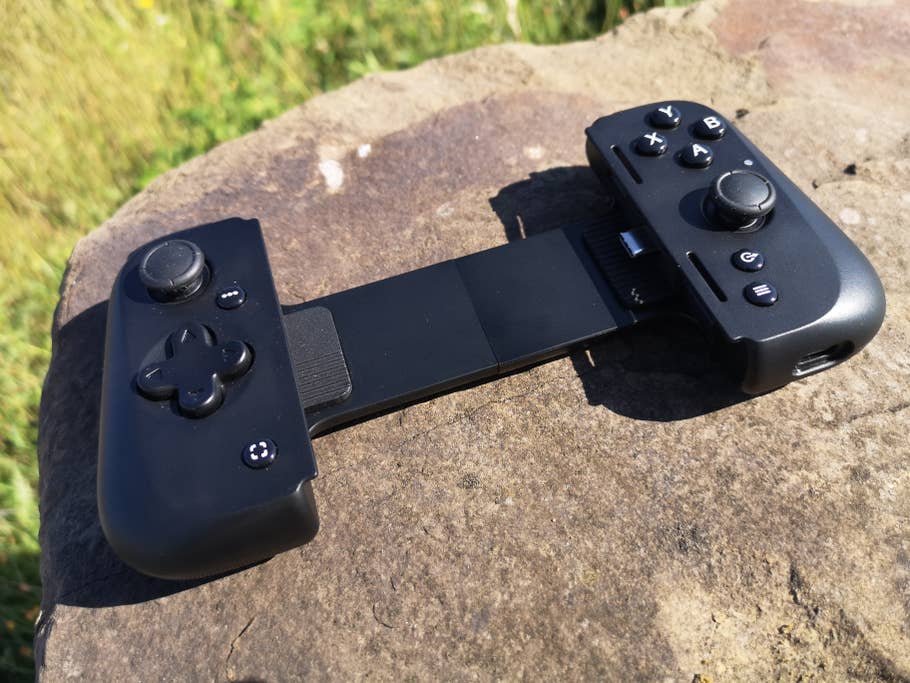 Mobile-Gaming-Controller