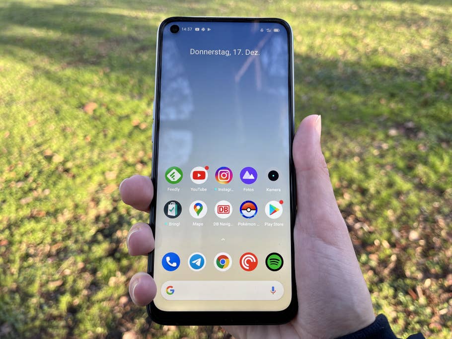 Das Display des Realme 7 ist schön schnell