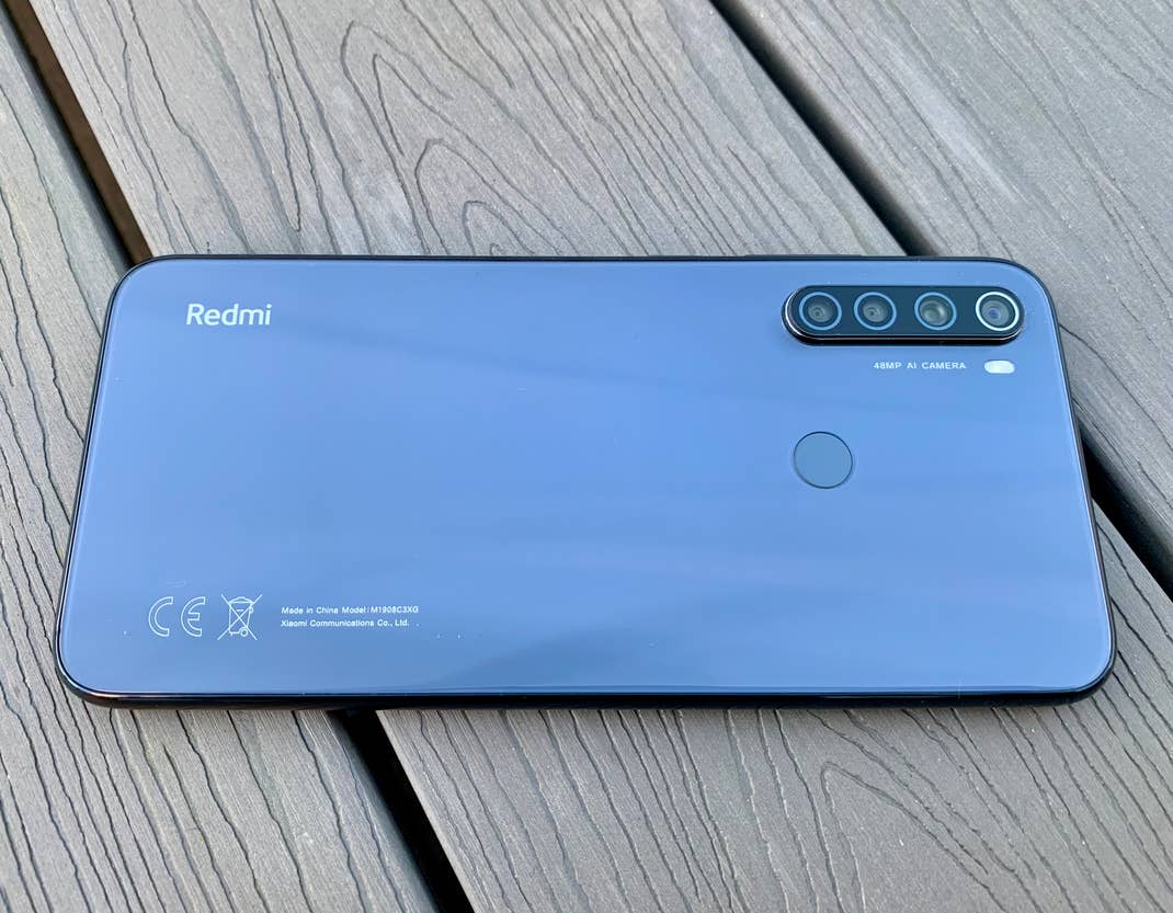 Der Fingerabdrucksensor des Redmi Note 8T im Test auf der Rückseite ist richtig schnell