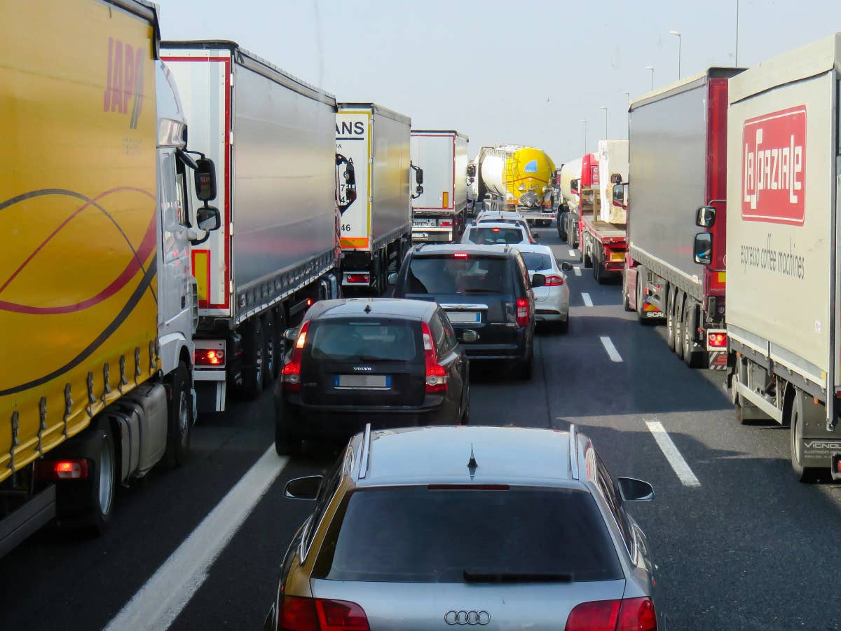 Kein Reißverschluss: Hier gilt die Regel auf der Autobahn nicht