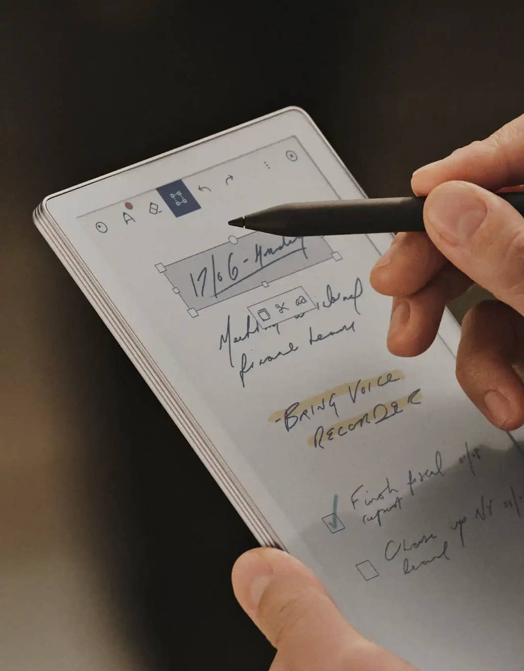 reMarkable Paper Pro Move mit Farbdisplay und Stylus