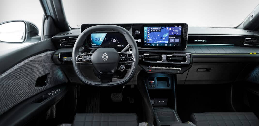 Renault 4 E-Tech Electric Cockpit