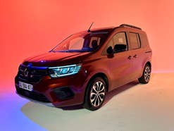 Renault Kangoo E-Tech Electric bei der offiziellen Vorstellung für den deutschen Markt.