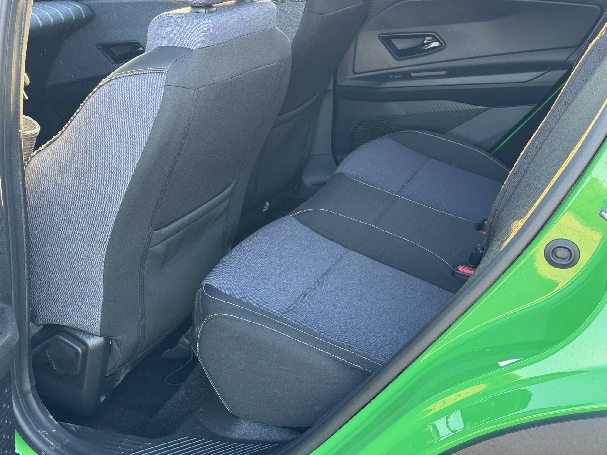 Zweite Sitzreihe im Renault 5 E-Tech.