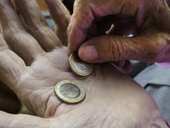 Rente steigt um 4,24 Prozent: Warum eine Million Rentner trotzdem leer ausgehen