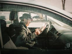 Fahrverbot: Rentnern soll Führerschein entzogen werden