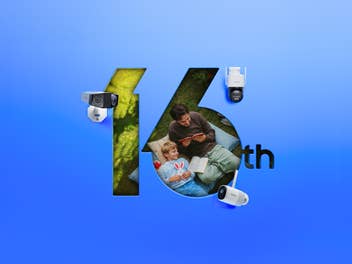 16 in der Mitte eines blauen Hintergrunds mit verschiedenen Reolink-Produkten und Menschen