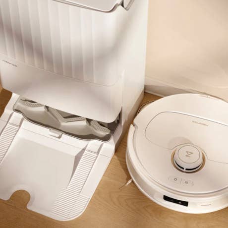 Foto: Saug-wisch-roboter Roborock Qrevo MaxV