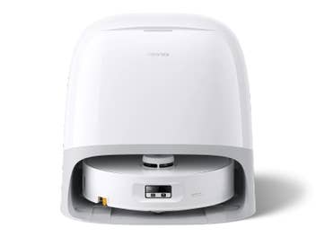 roborock-qrevo-curv-2-flow-in-station