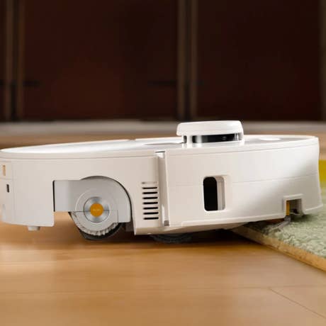 Foto: Saug-wisch-roboter Roborock Qrevo Curv 2 Flow