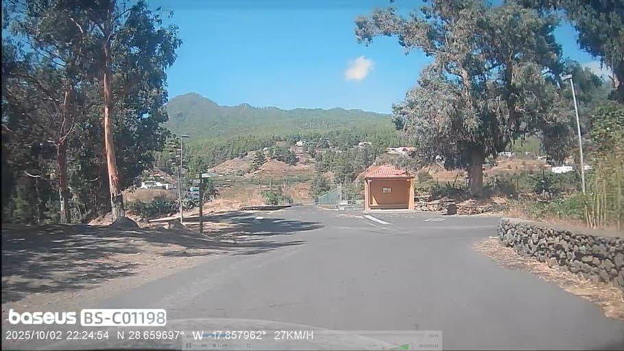 Baseus VD1 Pro Dashcam: Heckkamera