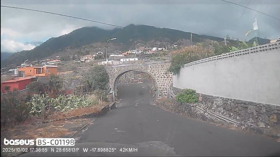 Baseus VD1 Pro Dashcam: Heckkamera