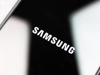 Samsung Smartphone als Symbolbild für das Support-Ende von vier Galaxy-Modellen.