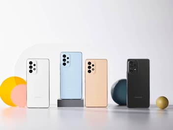 Samsung Galaxy A53 5G Rückeseite in vier Farben.