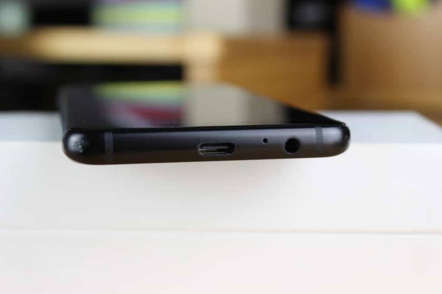 Samsung Galaxy A8 (2018) - Hands-On