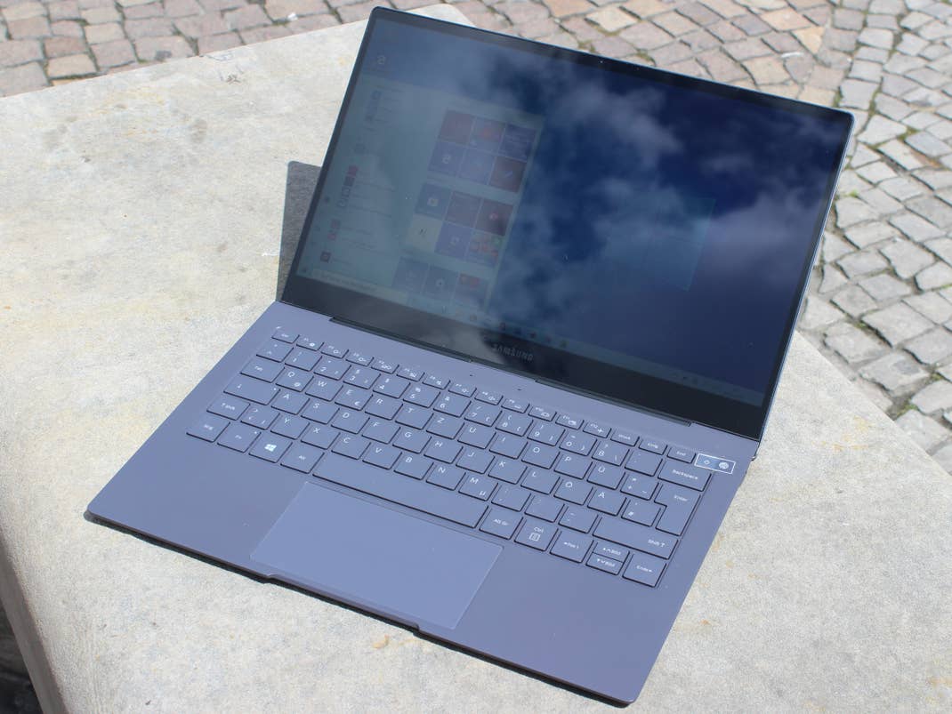 Front des Samsung Galaxy Book S im Test